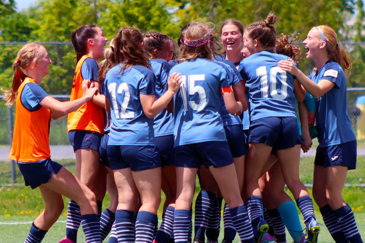 You are currently viewing Where Teammates Become Friends: The Social Side of Soccer at Kingston United